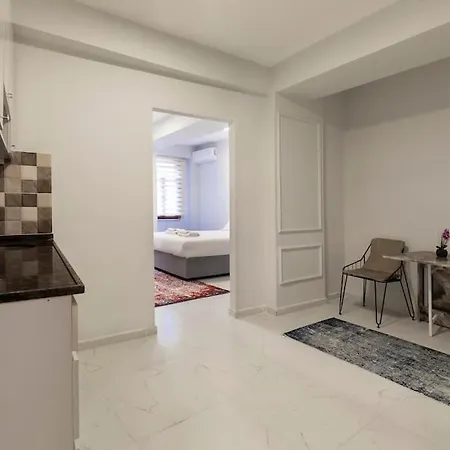 Cozy & Comfy Studio At Beyoglu - 61 Apartman